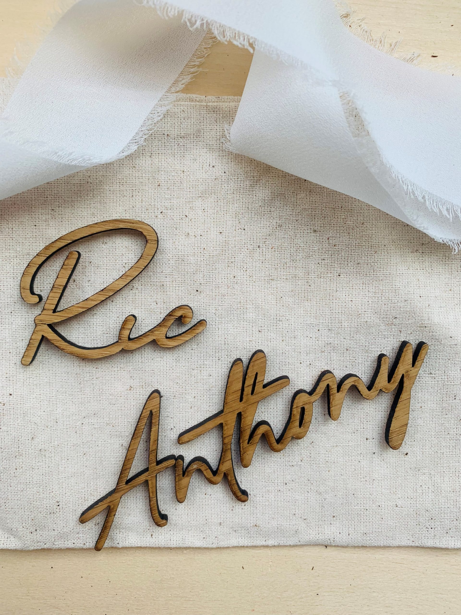 Marque place en bois, marque-place plexi – Image 2